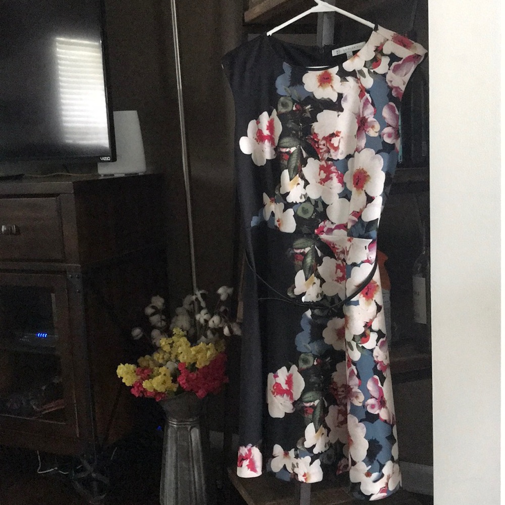 Heidi Weisel belted floral Dress